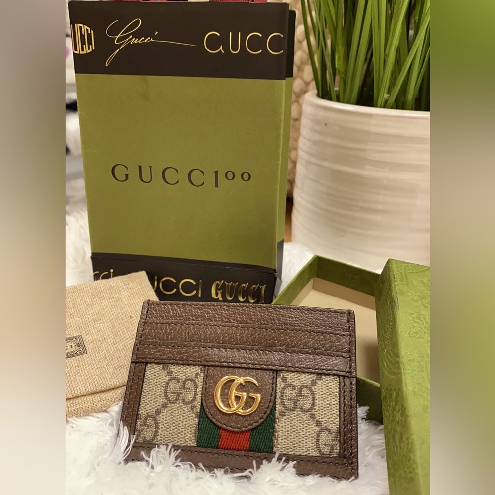Authentic New GUCCI Ophidia Card Case.